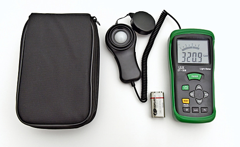 DT-1308 Люксметр