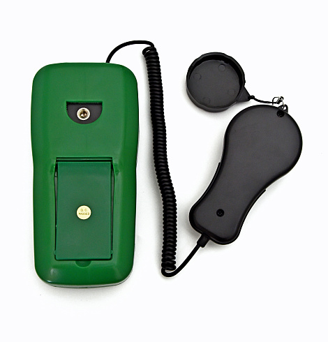 DT-1308 Люксметр