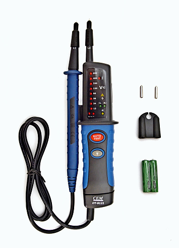 DT-9121 Указатель напряжения